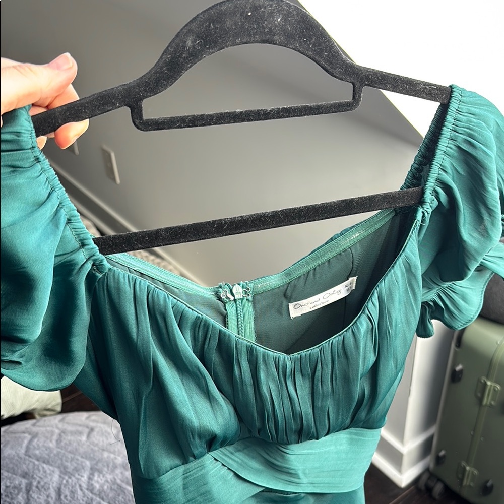 Elegant Teal Dress with Puff Sleeves